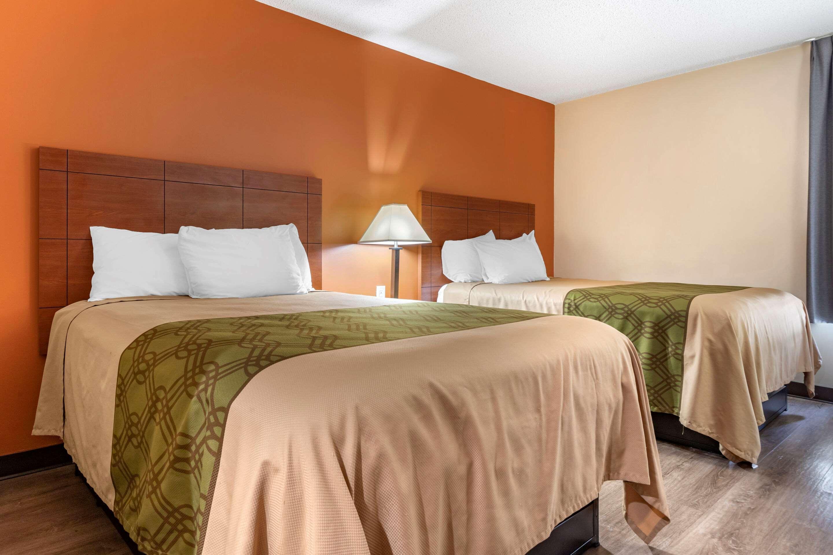 Econo Lodge St. Stephen Екстер'єр фото